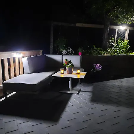 Seraphine Und Theresia Daire *