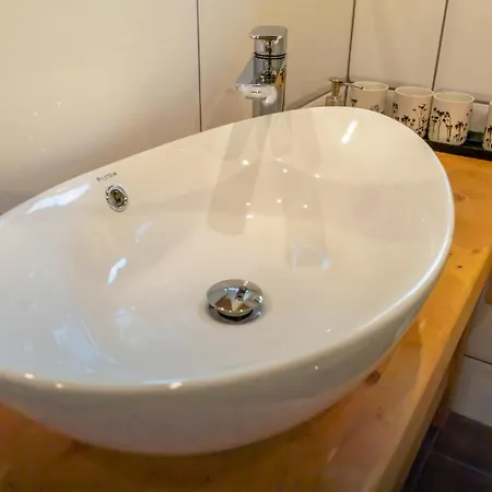 Seraphine Und Theresia Daire