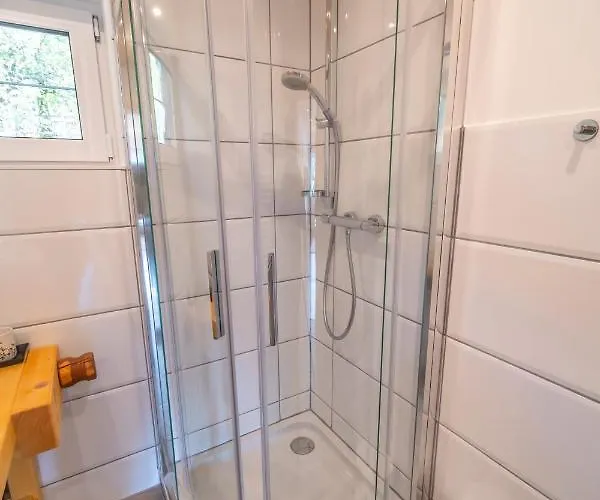 Seraphine Und Theresia *